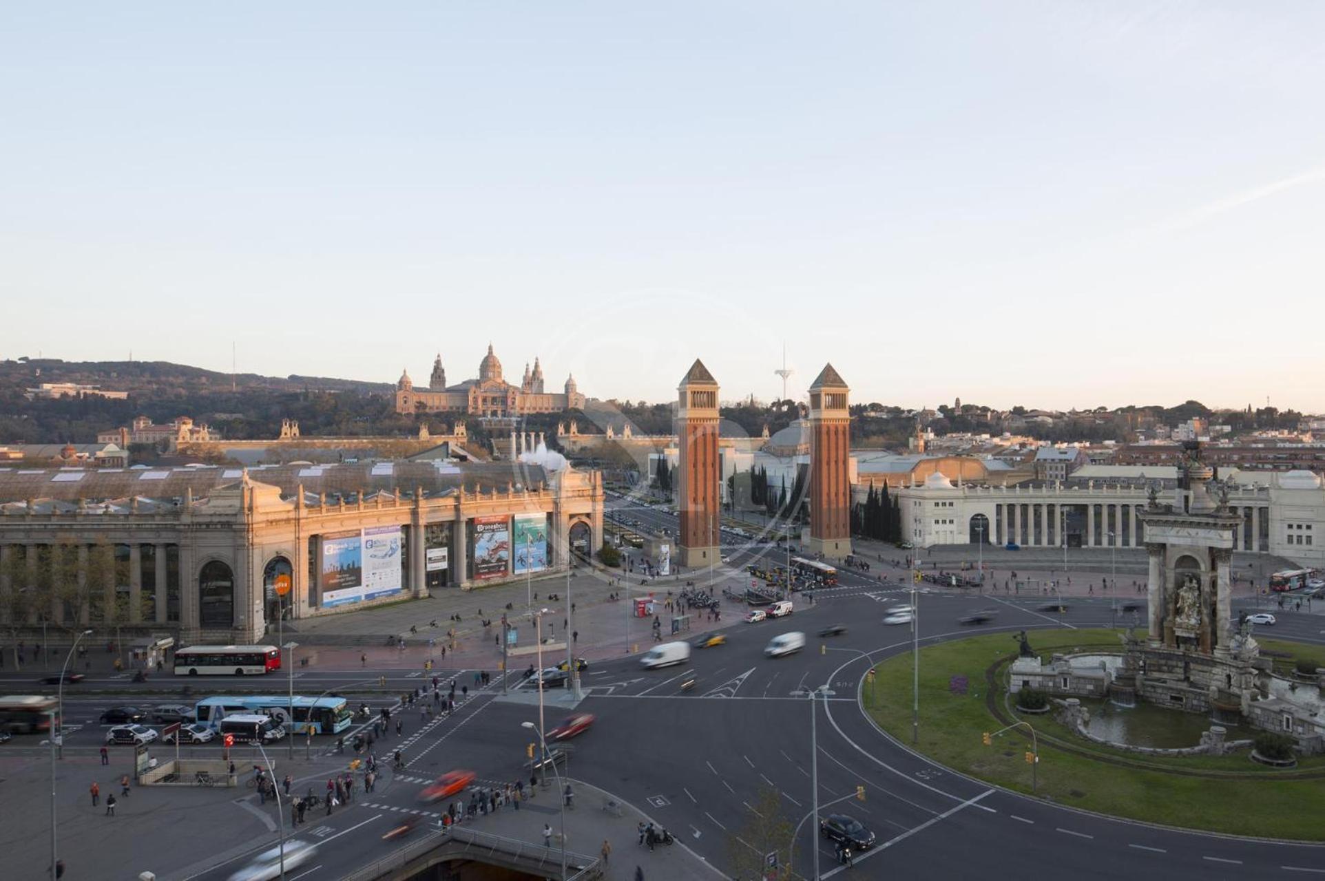 Familiar Junto A Hospital Clinic Appartamento Barcellona